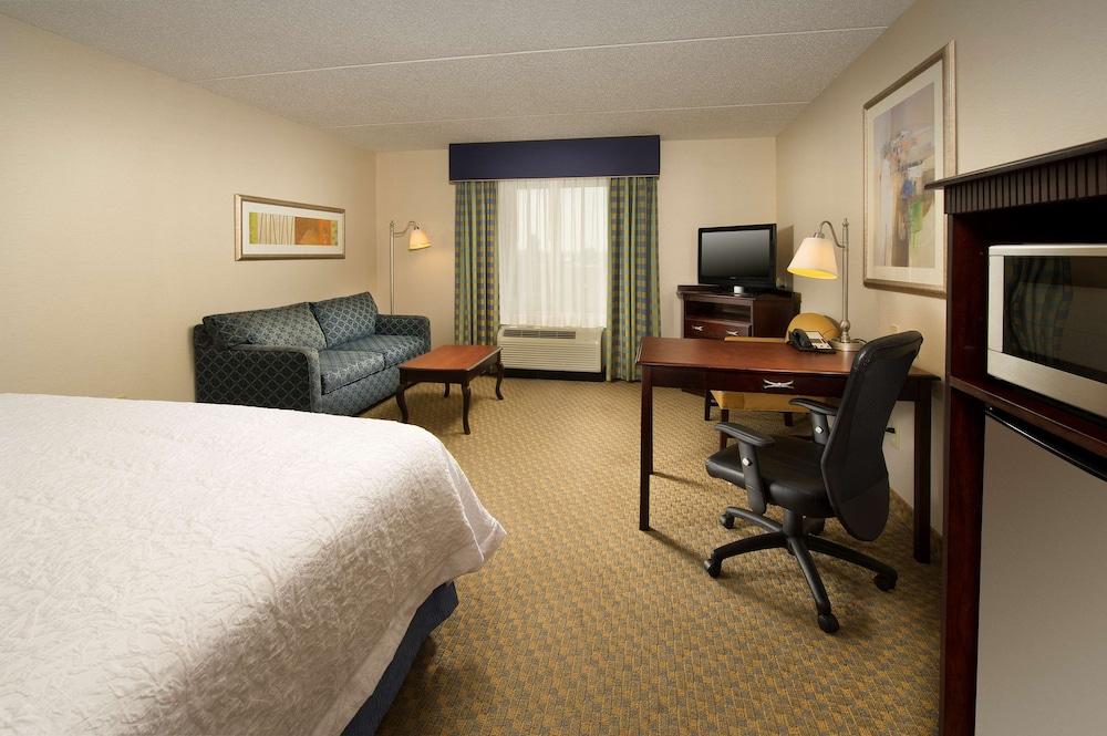 Hampton Inn Syracuse Clay Liverpool Exterior photo