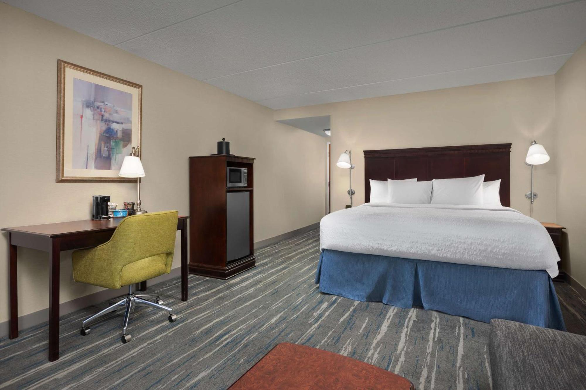 Hampton Inn Syracuse Clay Liverpool Exterior photo