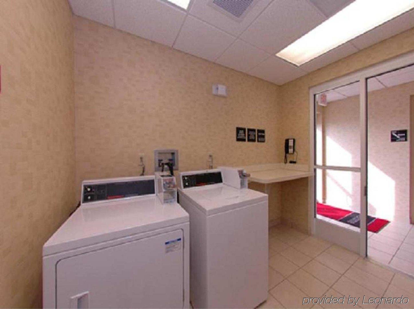 Hampton Inn Syracuse Clay Liverpool Facilities photo
