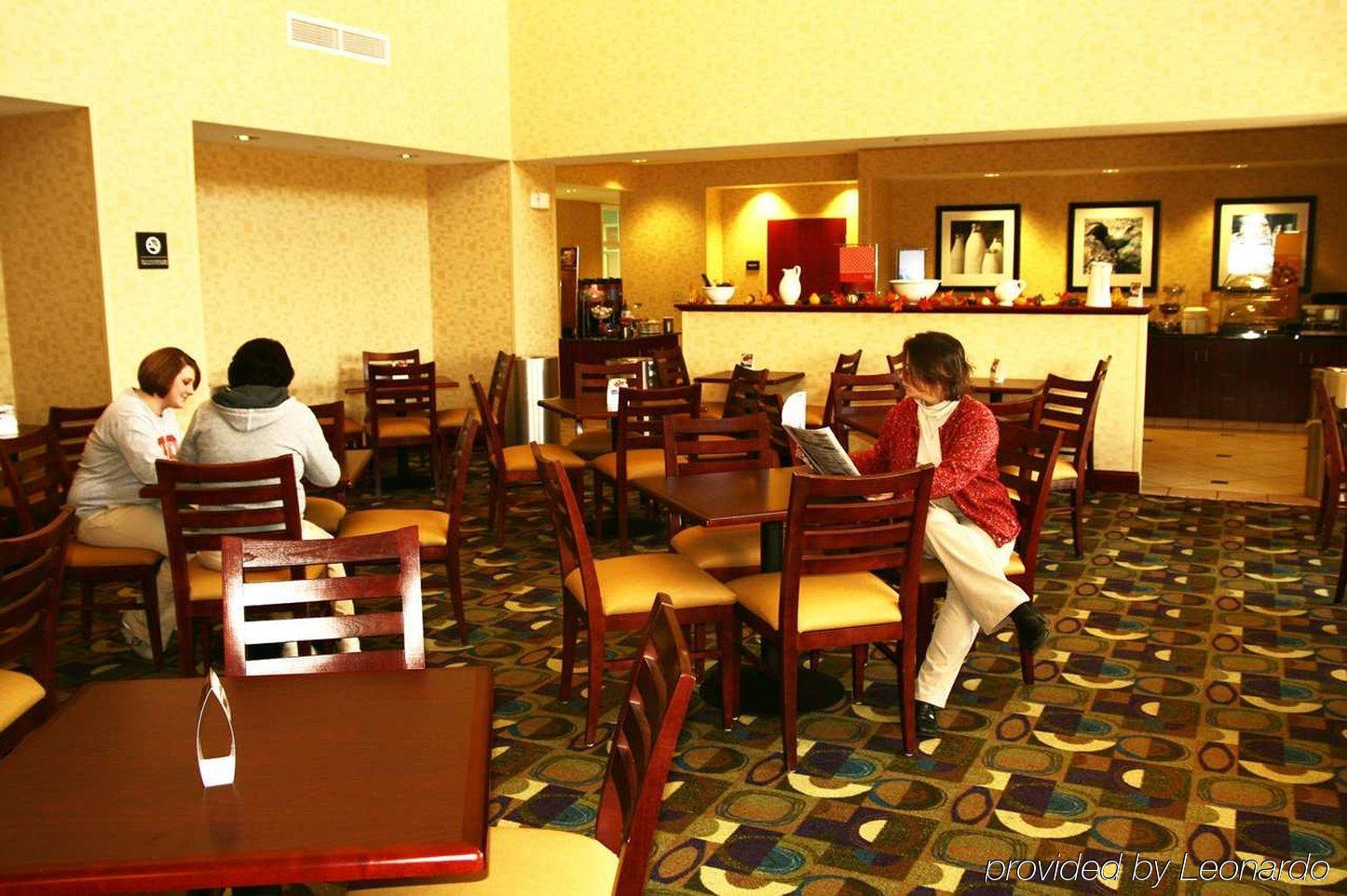Hampton Inn Syracuse Clay Liverpool Exterior photo